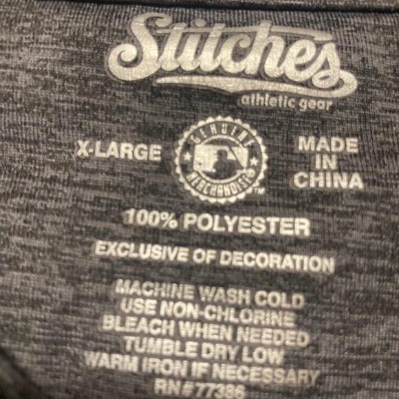 Stitches Cincinnati Reds Shirt - Picture 4 of 5